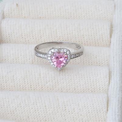 Kalp Pndr Model Pembe Zirkon Taşlı Gümüş Yüzük