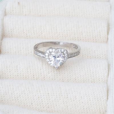 Kalp Pndr Model Zirkon Taşlı Gümüş Yüzük