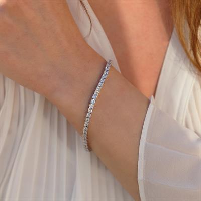Kare Su Yolu Zirkon Taşlı Su Yolu Gümüş Bileklik