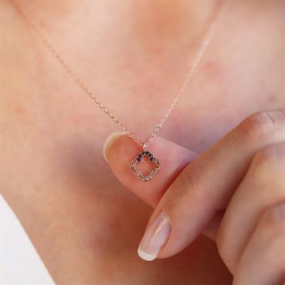 Mini Yonca Figürlü Rose Gold Kaplama Zirkon Taşlı Gümüş Kolye