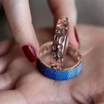 Nano Taşlı Arkası Motifli 925 Ayar Gümüş Halka Küpe