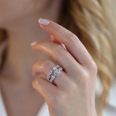 Oval Kesim Baget Taşlı Çift Gümüş Yüzük