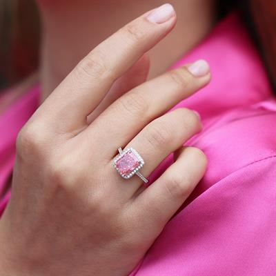 Pembe Taşlı Radiant Kesim Gümüş Yüzük