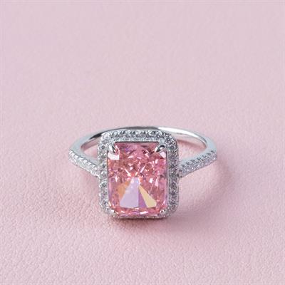 Pembe Taşlı Radiant Kesim Gümüş Yüzük