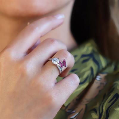 Pembe Zirkon Taşlı Kelebekli 6 Tırnaklı Tek Taş Gümüş Yüzük