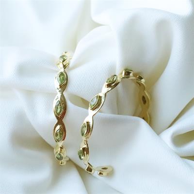 Peridot Taşlı Mekik Modeli Gold Kaplama Gümüş Halka Küpe