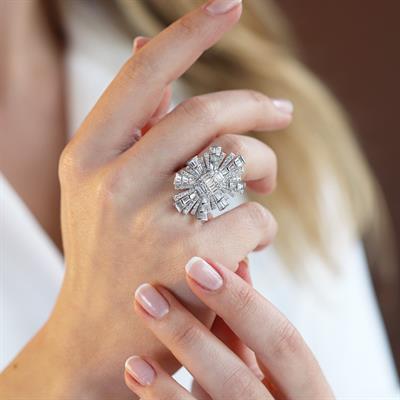 Pırlanta Modeli Mozanit Taşlı Gümüş Yüzük