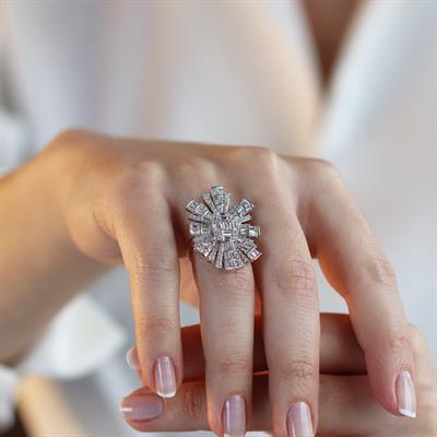 Pırlanta Modeli Mozanit Taşlı Gümüş Yüzük