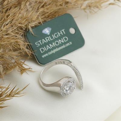 Round Kesim Tasarım Starlight Diamond Gümüş Yüzük