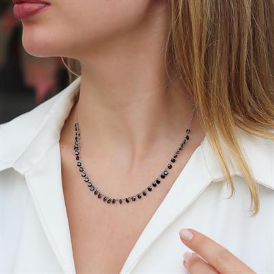 Sıra Siyah Zirkon Taş Gümüş Kolye