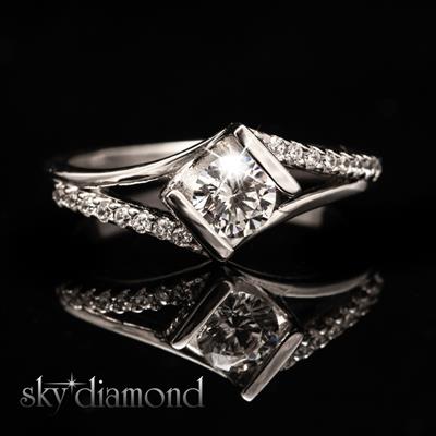 Sky Diamond Elegance Çapraz Model Tektaş