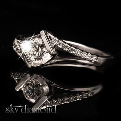 Sky Diamond Elegance Çapraz Model Tektaş