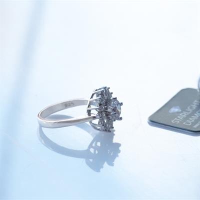 Starlight Diamond Çiçek Gümüş Yüzük