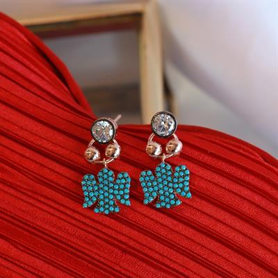 Turkuaz Taşlı Mini Melek Figürlü Rose Gold Kaplama Gümüş Küpe