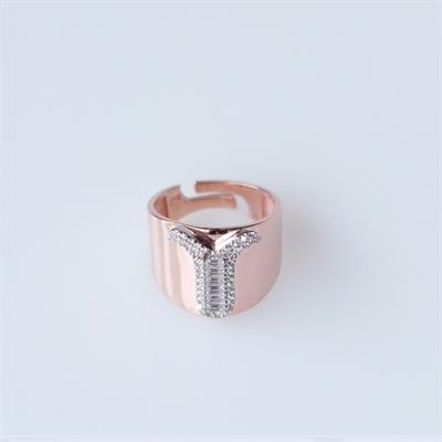 Y Harfi Baget Taşlı Rose Gold Kaplama Gümüş Yüzük