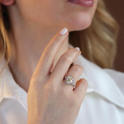 Zirkon Taş Kalp Sevgili Gümüş Yüzük