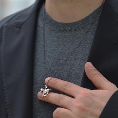 At Figürlü Siyah Rodyum Kaplama Gümüş Erkek Kolye