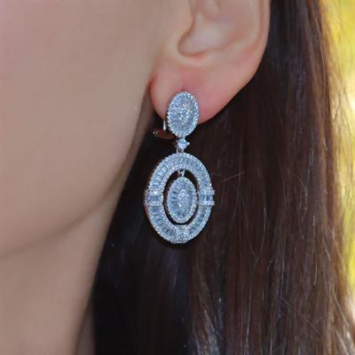 Baget Oval Işıltı Gümüş Küpe