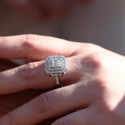 Baget Taşlı 3 Boyutlu Gümüş Yüzük