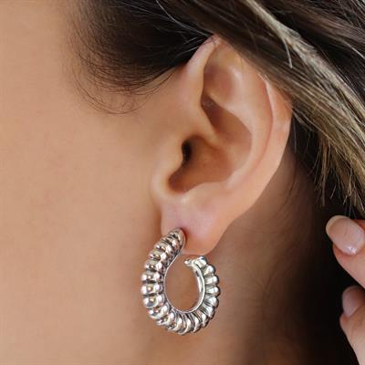 Burgulu Halka Gümüş Küpe