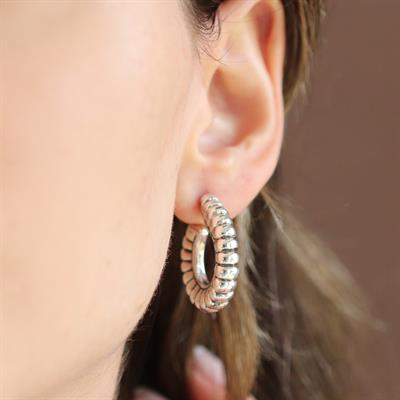 Burgulu Halka Gümüş Küpe