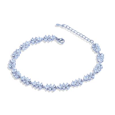 Çiçek Kare Taşlı Gümüş Bileklik