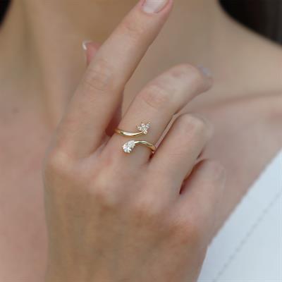 Damla Çiçek Taşlı Gold Gümüş Yüzük