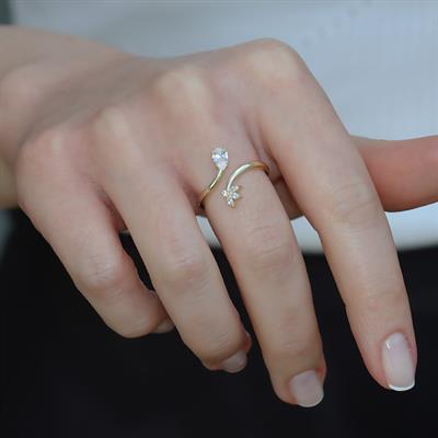 Damla Çiçek Taşlı Gold Gümüş Yüzük