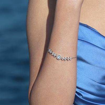 Damla Yaprak Modeli Taşlı Gümüş Set