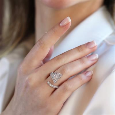 Flamenko Zirkon Taşlı Gümüş Yüzük