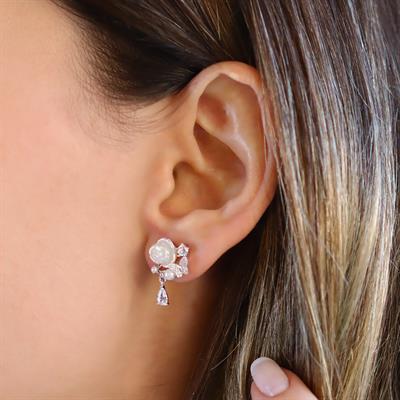 Gül Kelebekli Sedefli Gümüş Küpe