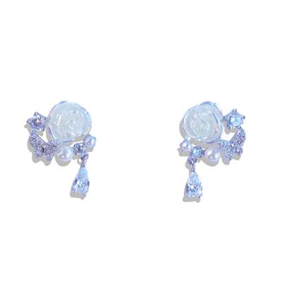 Gül Kelebekli Sedefli Gümüş Küpe