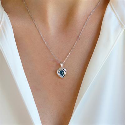 Kalp Desenli Camgöz Gümüş Kolye