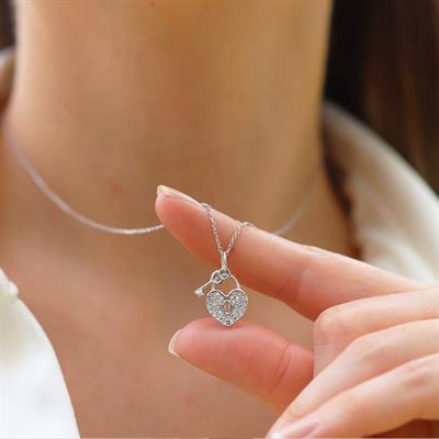 Kalp Kilit Zirkon Taşlı Gümüş Kolye