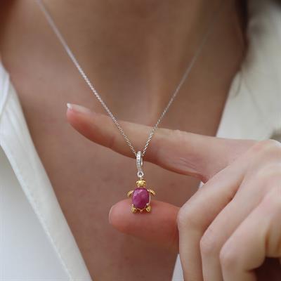 Kaplumbağa Doğaltaşlı Charm Gümüş Kolye