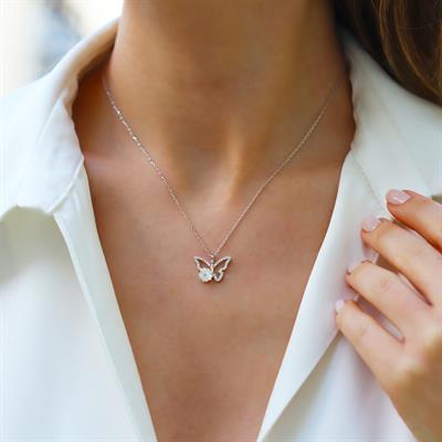 Kelebek Modeli Zambak Çiçeği Gümüş Kolye