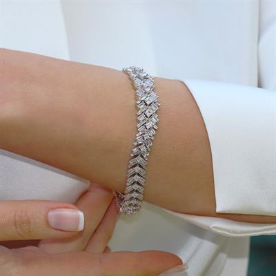 Mekik Işıltı Taşlı Gümüş Bileklik