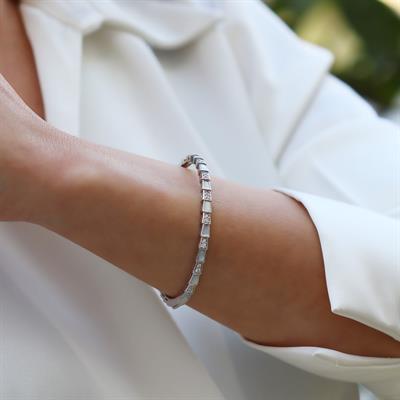 Mozanit Sedef Taşlı Serpent Modeli Gümüş Kelepçe