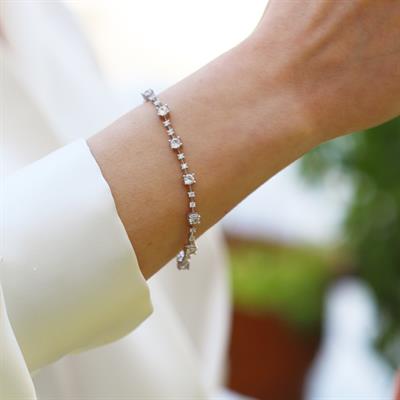 Round Kesim Starlight Diamond Gümüş Bileklik