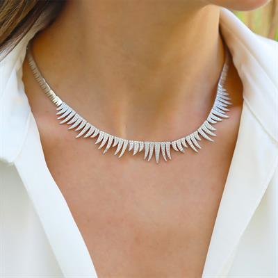 Sarkıt Zirkon Taşlı Gümüş Trend Kolye