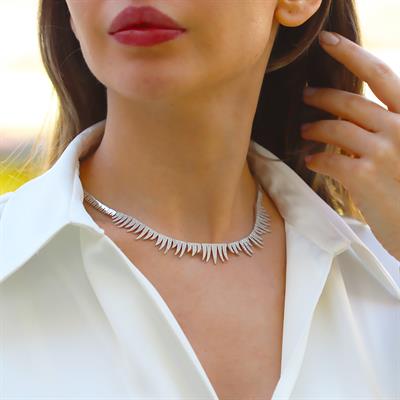 Sarkıt Zirkon Taşlı Gümüş Trend Kolye
