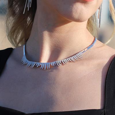 Sarkıt Zirkon Taşlı Gümüş Trend Kolye