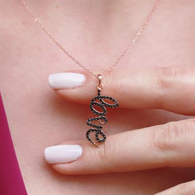 Siyah Zirkon Taşlı Love Yazılı Rose Gold Kaplama Gümüş Kolye