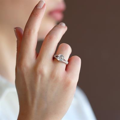 Sky Diamond Radiant 2.00Ct Gümüş Yüzük