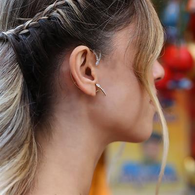 Taşlı Gold Gümüş Kıkırdak Kelepçe Küpe