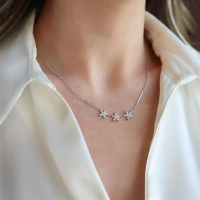 Üçlü Çiçek Taşlı Gümüş Kolye