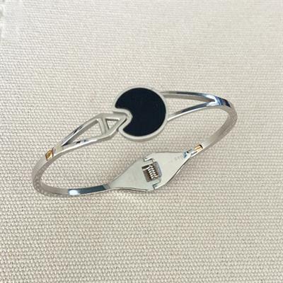 Üçlü Siyah Mineli Çelik Kelepçe