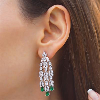 Yaprak Tasarım Zümrüt Taşlı Gümüş Küpe