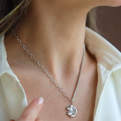 Yarı Su Yolu Trend Zincirli Gümüş Kolye