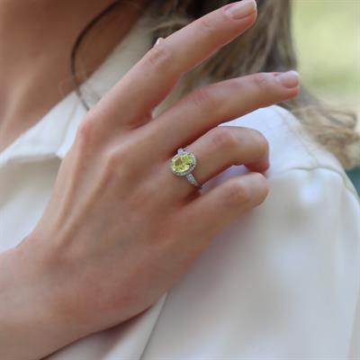 Yeşil Neon Zirkon Taşlı Oval Gümüş Yüzük